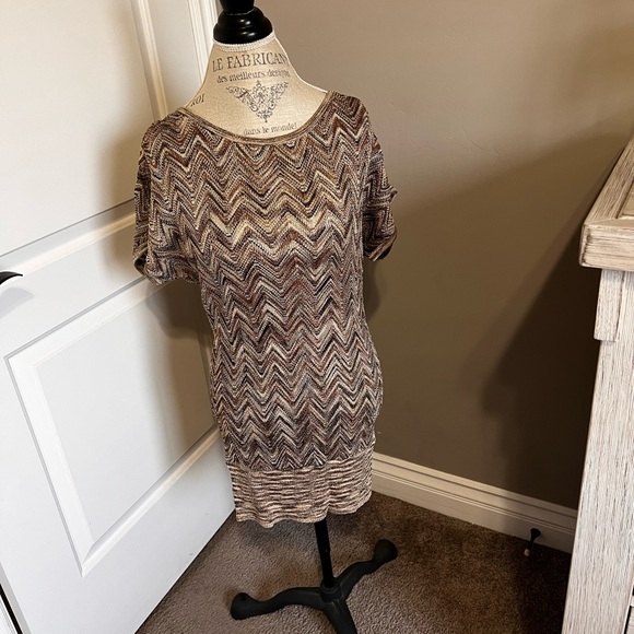 Brown sweater, Chevron, print - Picture 1 of 7